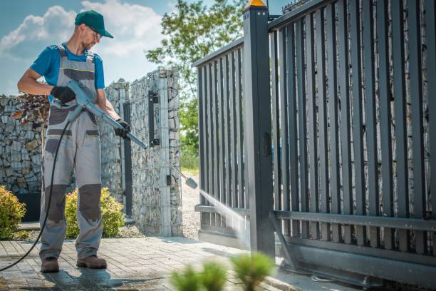 Best Playground Equipment Cleaning  in Beloit, WI